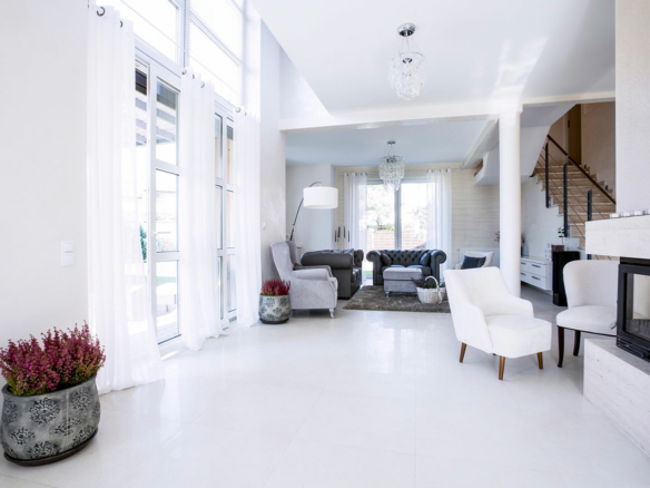 Amazing oceanfront apartment